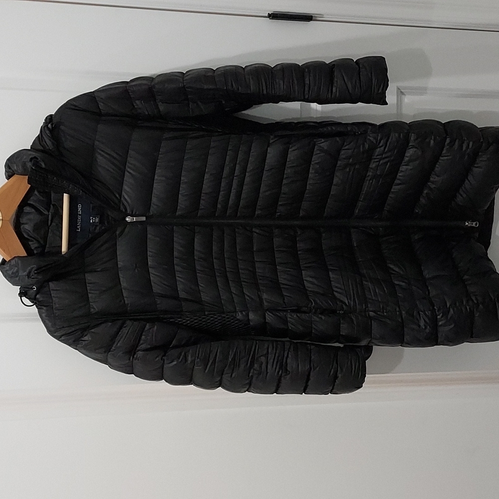 Lands End black lightweight down coat